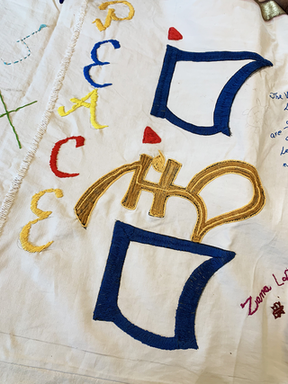 Manto mutante, Manto mutante, particolare