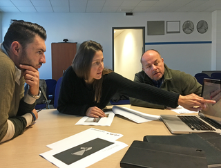 Attrezzeria Universal di Caramaschi Armando S.a.s., Alessio Caramaschi, Silvia Hell e Umberto Cavenago durante lo studio del progetto di Silvia Hell , Photo © Marco Panizza