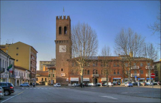 Comune di Suzzara, Suzzara - Piazza Castello